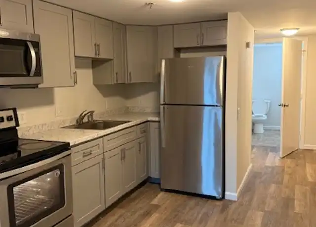 Property at 41 Beaver St Unit 105, New Britain, CT, 06051, 2 beds, 1 bath, [object Object]