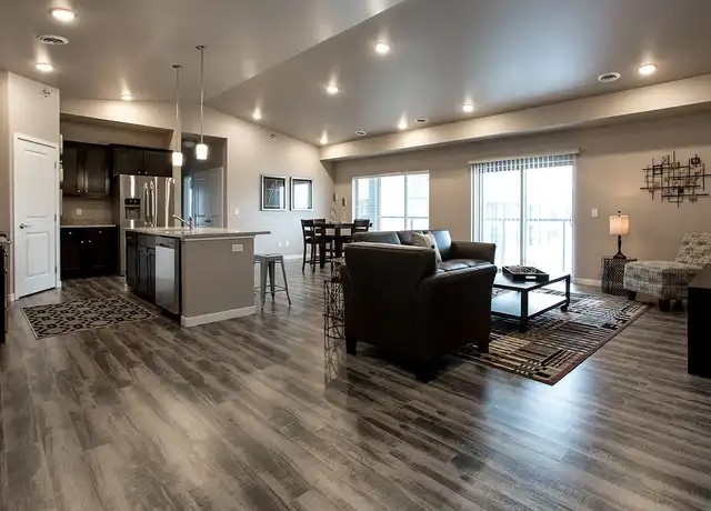 Property at Shadow Crest - Luxury Townhomes - 5527-5599 36th Ave S, Fargo, ND, 58104, 1-2 bed, 1-2 bath, [object Object]