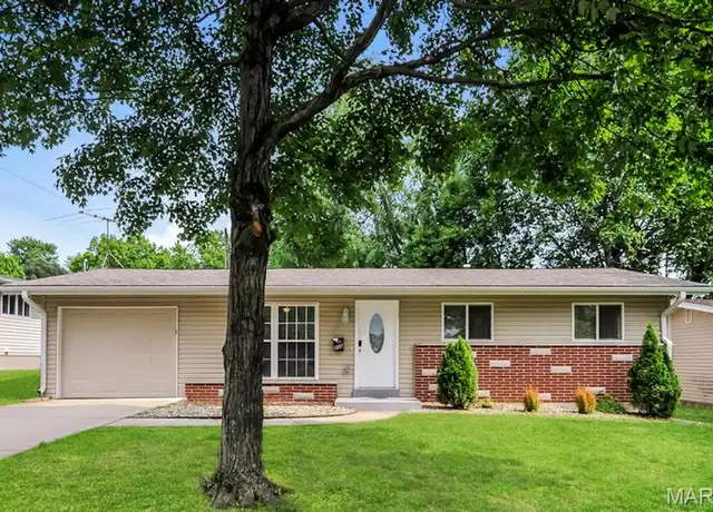 Property at 306 S Pam Ave, Saint Charles, MO, 63301, 0 beds, 1.5 baths, [object Object]