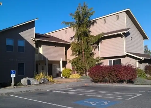 Property at 480 S Oak Harbor St Unit B104, Oak Harbor, WA, 98277, 2 beds, 1.5 baths, [object Object]