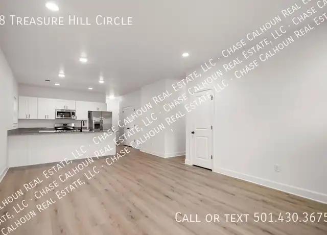 Property at 8 Treasure Hill Cir, Little Rock, AR, 72205, 4 beds, 2 baths, [object Object]