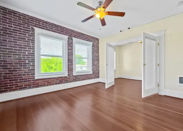 Property at 810 NE Couch St, Portland, OR, 97232, 1 bed, 1 bath, [object Object]