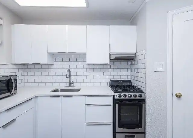 Property at 1000 N Lincoln St, Denver, CO, 80203, 0 beds, 1 bath, [object Object]