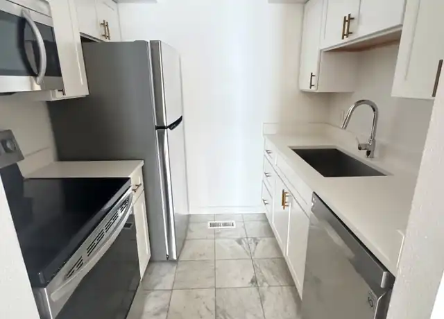 Property at 120 G St Unit 2, Salt Lake City, UT, 84103, 2 beds, 1 bath, [object Object]