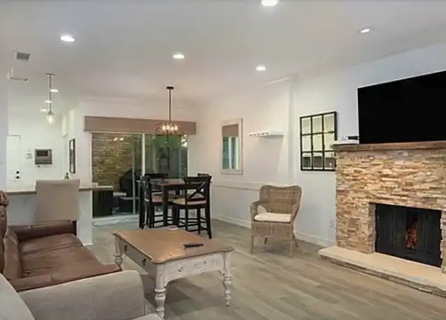 Property at 2323 Augusta Dr #44, Houston, TX, 77057, 2 beds, 3 baths, [object Object]