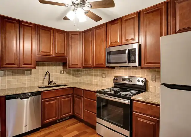 Property at Country Walk Apartments - 1400 Hillcrest Ct, Camp Hill, PA, 17011, 2 beds, 2 baths, [object Object]