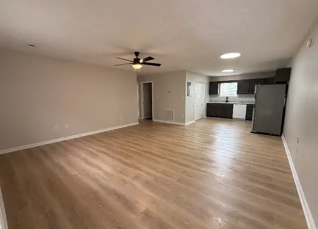 Property at 135 Anzie Way Unit D2, Harriman, TN, 37748, 2 beds, 1 bath, [object Object]