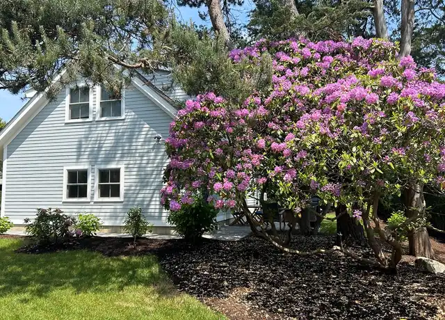 Property at 5 Key Ct, Newport, RI, 02840, 2 beds, 1 bath, [object Object]