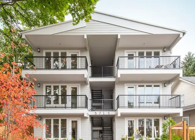 Property at 5715 N Greeley Ave Unit B, Portland, OR, 97217, 2 beds, 2 baths, [object Object]