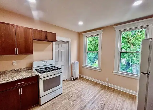 Property at 62 Cambridge St Unit 3B, East Orange, NJ, 07018, 3 beds, 1 bath, [object Object]