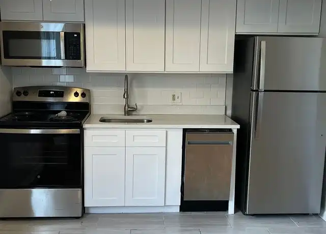 Property at 550 Whitney Ave Unit 12, New Haven, CT, 06511, 1 bed, 1 bath, [object Object]