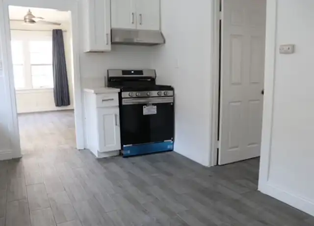 Property at Saint james building LLC. - 7110 Malabar St, Huntington Park, CA, 90255, 1 bed, 1 bath, [object Object]