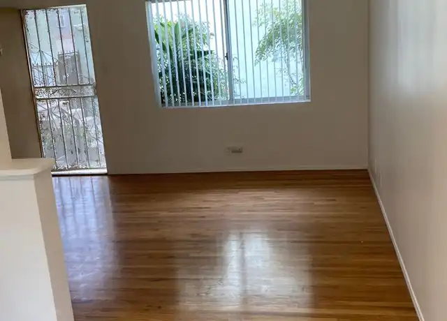 Property at 1410 E 3rd St Unit 1418-4, Long Beach, CA, 90802, 1 bed, 1 bath, [object Object]