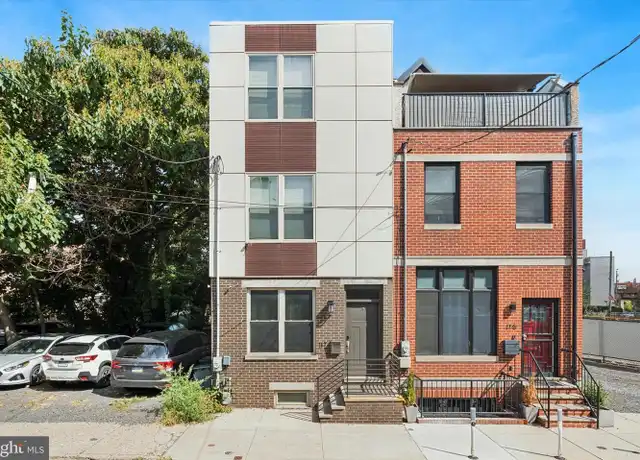 Property at 117 W Laurel St, Philadelphia, PA, 19123, 3 beds, 3 baths, [object Object]