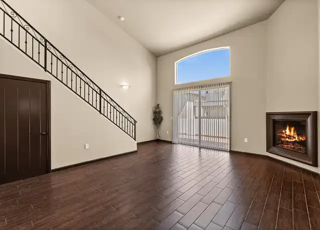 Property at Le Blanc Apartments - 21501 Roscoe Blvd, Canoga Park, CA, 91304, 2 beds, 2 baths, [object Object]