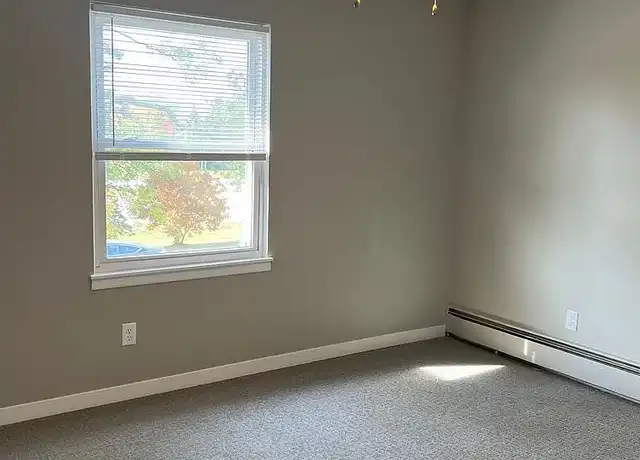 Property at Lydia Rose Apartments - 2914 Snelling Ave N, Roseville, MN, 55113, 1-2 bed, 1 bath, [object Object]