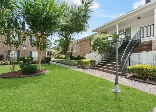 Property at 14333 Memorial Dr #75, Houston, TX, 77079, 3 beds, 2 baths, [object Object]