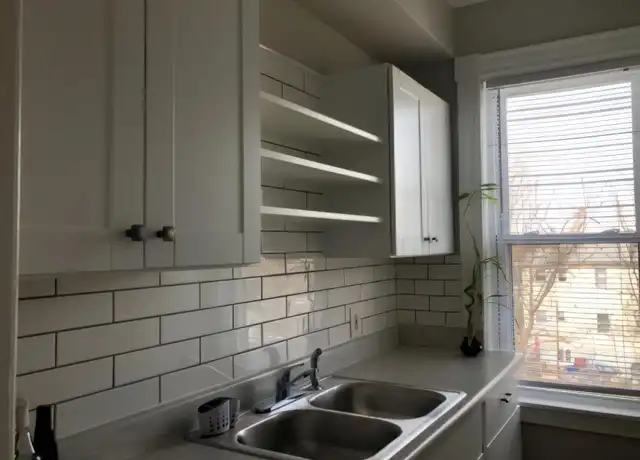 Property at 42 Hobson Ave Unit 2, East Providence, RI, 02914, 3 beds, 1 bath, [object Object]