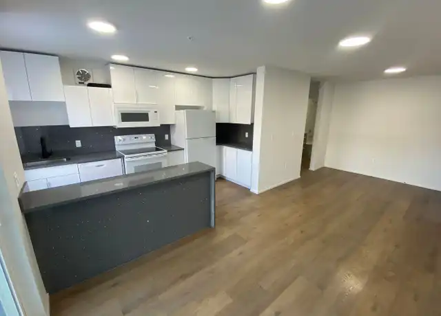 Property at 2944 17th Ave S Unit 202, Minneapolis, MN, 55407, 2 beds, 2 baths, [object Object]