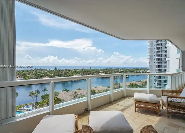 Property at 21150 Point Pl #1404, Aventura, FL, 33180, 3 beds, 3.5 baths, [object Object]
