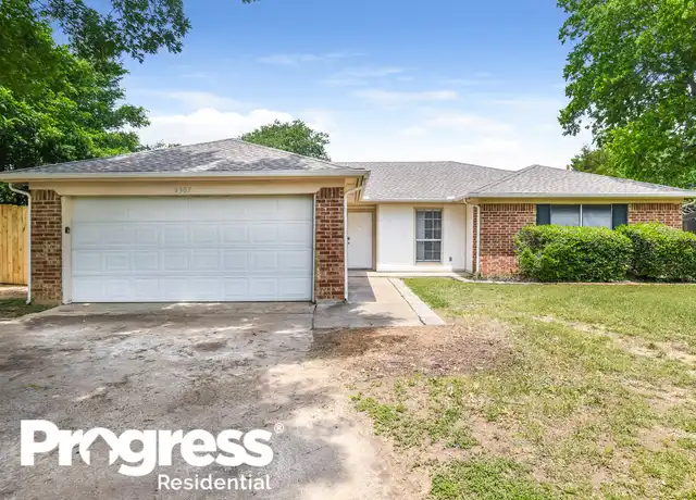 Property at 4307 Cypress Springs Ct, Arlington, TX, 76001, 3 beds, 2 baths, [object Object]