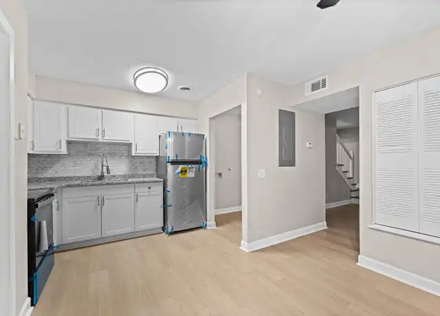 Property at The Pointe at White Oak - 1631 Glenside Dr, Greensboro, NC, 27405, 1-3 bed, 1-1.5 bath, [object Object]