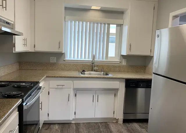 Photo of 415 Acalanes Dr, Sunnyvale, CA 94086