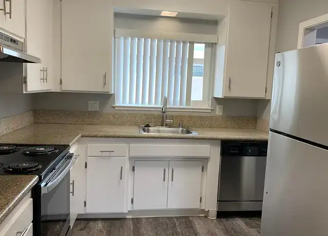 Property at 415 Acalanes Apartments - 415 Acalanes Dr, Sunnyvale, CA, 94086, 1 bed, 1 bath, [object Object]