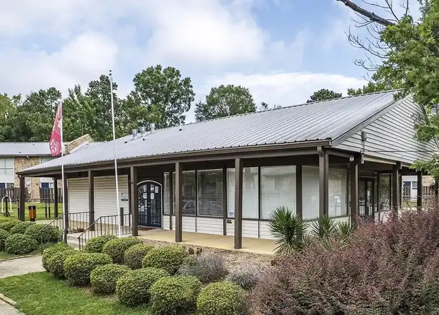 Property at Clay Landings Apartments - 856 Park Brook Trl, Birmingham, AL, 35215, 1-3 bed, 1-2 bath, [object Object]