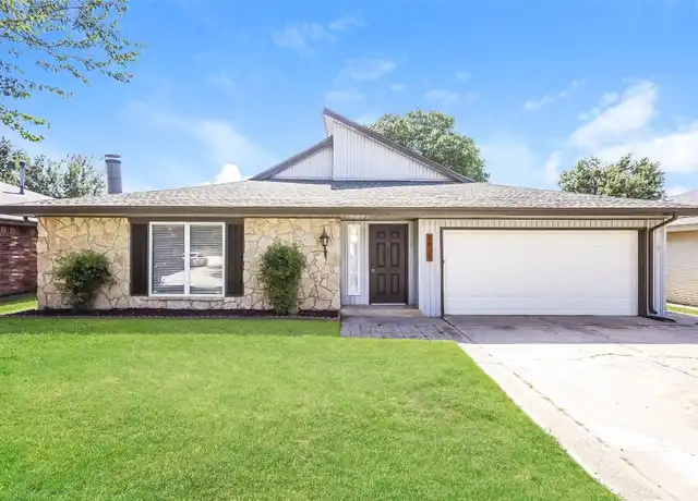 Property at 8829 Parkridge Dr, Oklahoma City, OK, 73132, 4 beds, 2 baths, [object Object]
