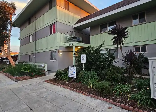Property at 225 Redwood St Unit 18, San Diego, CA, 92103, 1 bed, 1 bath, [object Object]