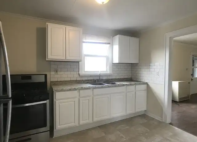 Property at 14 108th St Unit 2, Troy, NY, 12182, 3 beds, 1 bath, [object Object]