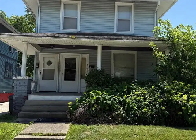 Property at 224 W Allen St Unit 2, Springfield, IL, 62704, 2 beds, 1 bath, [object Object]