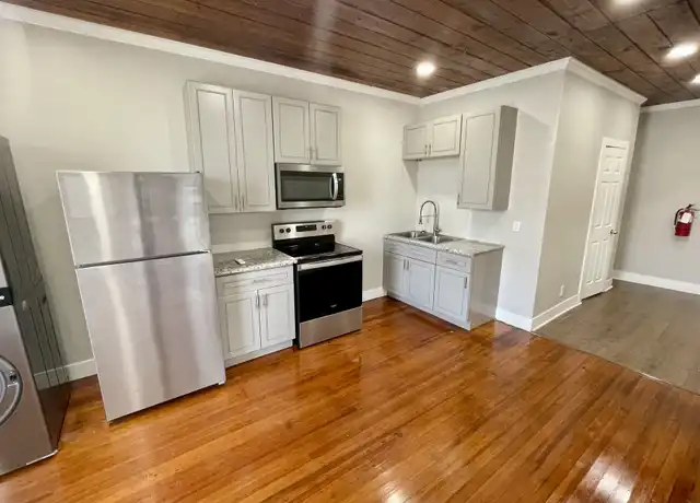 Property at 2115 Broadway St, Galveston, TX, 77550, 1 bed, 1 bath, [object Object]