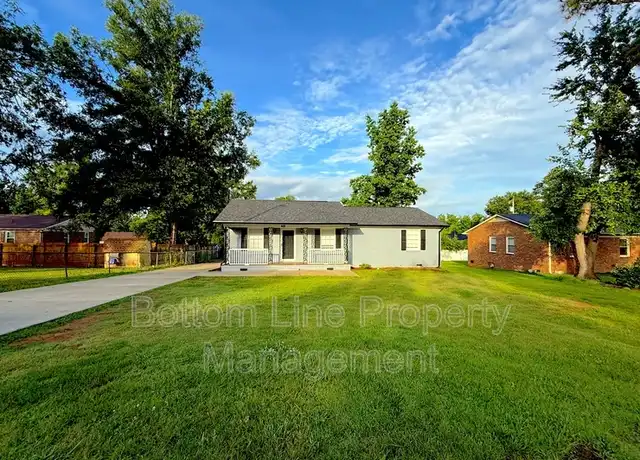 Property at 462 S Heckle Blvd, Rock Hill, SC, 29730, 3 beds, 2 baths, [object Object]