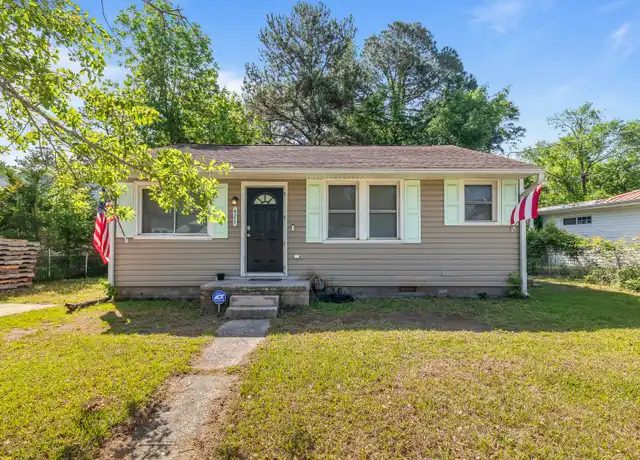 Property at 426 New River Dr, Jacksonville, NC, 28540, 2 beds, 1 bath, [object Object]