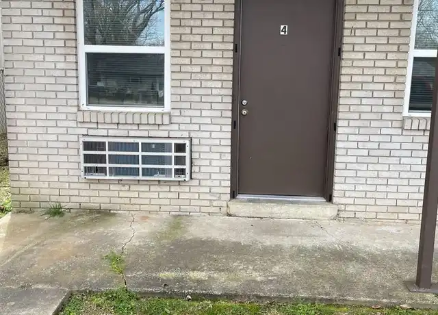 Property at 2800 Vicksburg St Unit 4, Fort Smith, AR, 72901, 1 bed, 1 bath, [object Object]