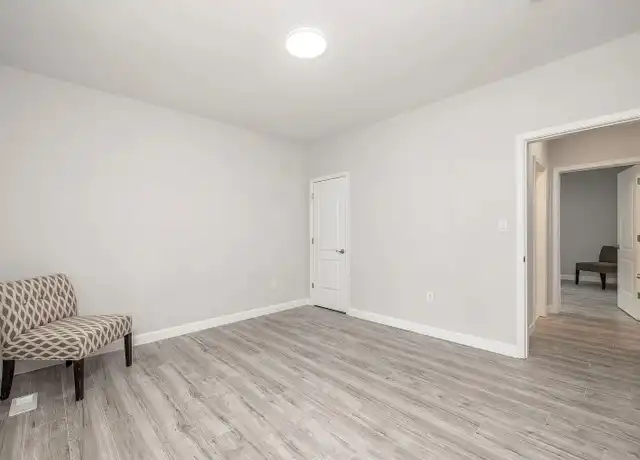 Property at 24 E 33rd St, Richmond, VA, 23224, 2 beds, 1 bath, [object Object]