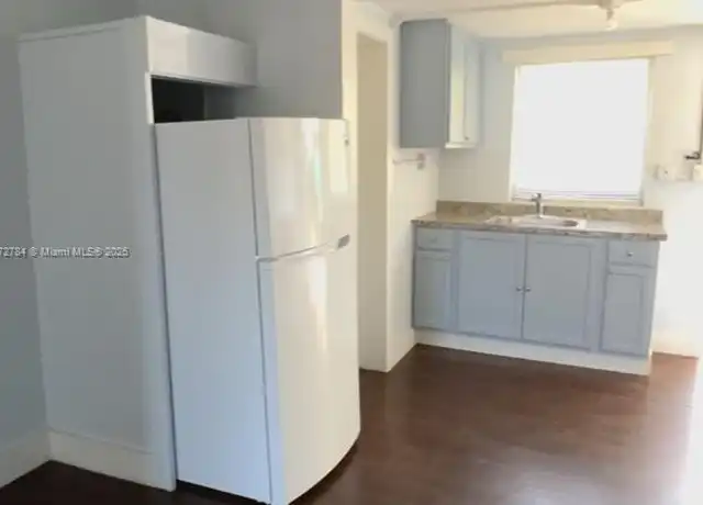 Property at 922 Old Dixie Hwy Unit 2, Homestead, FL, 33030, 1 bed, 1 bath, [object Object]
