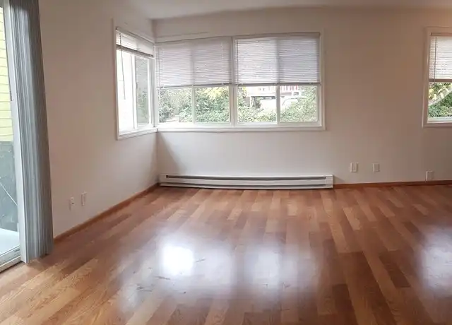 Property at 4215 Whitman Ave N Unit 202, Seattle, WA, 98103, 1 bed, 1 bath, [object Object]