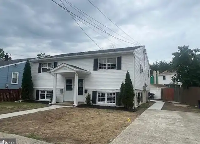 Property at 135 Washington Ave Apt A, Collingswood, NJ, 08108, 2 beds, 1 bath, [object Object]