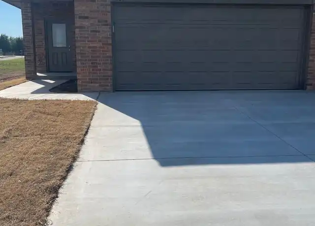 Property at 1309 Brooks Dr, Newcastle, OK, 73065, 3 beds, 2 baths, [object Object]