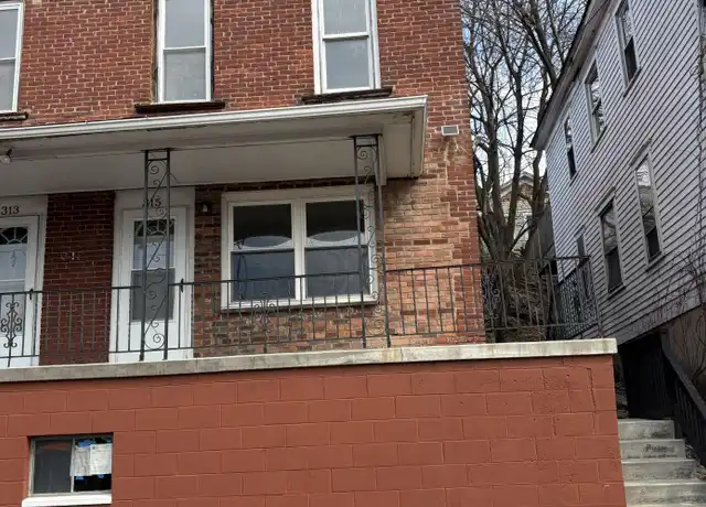 Property at 315 E Elm St, Scranton, PA, 18505, 2 beds, 1 bath, [object Object]