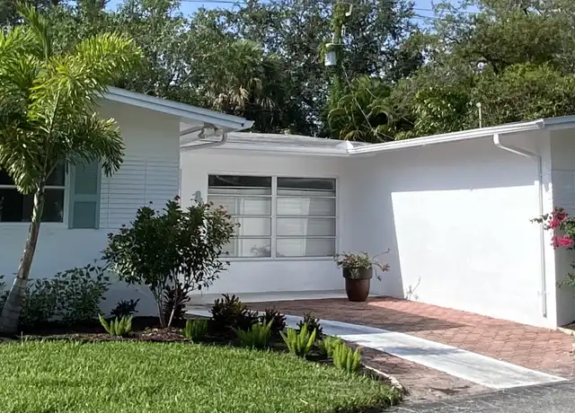 Property at 1147 Milano Dr, Naples, FL, 34103, 3 beds, 2 baths, [object Object]
