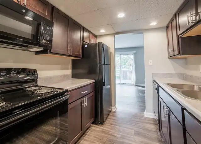 Property at Barrington Estates Apartments - 8717 W Old Town Dr, Indianapolis, IN, 46260, 1-3 bed, 1-2.5 bath, [object Object]