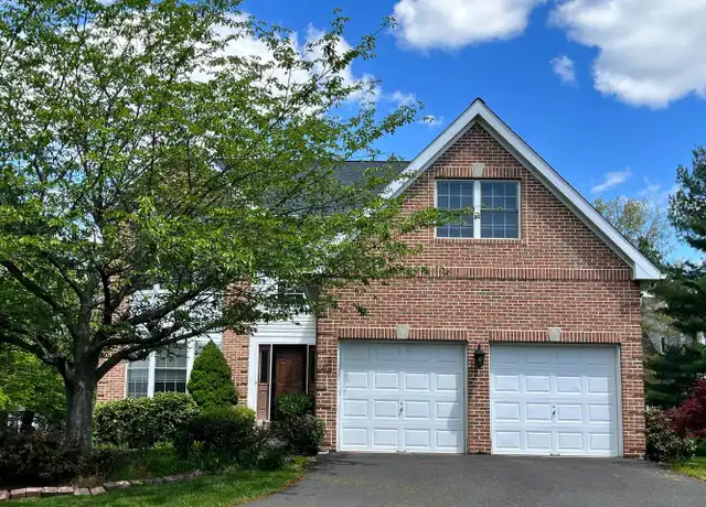 Property at 210 Kimberton Dr, Blue Bell, PA, 19422, 4 beds, 2.5 baths, [object Object]