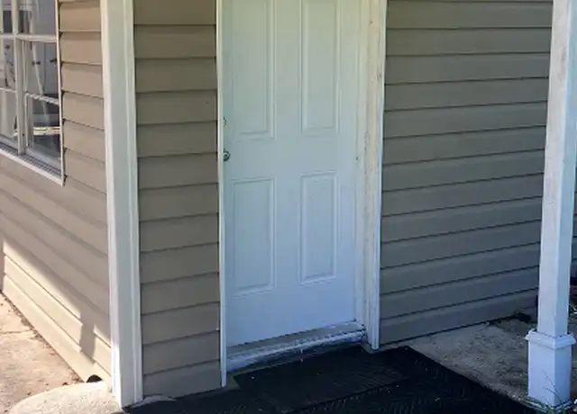 Property at 117 5th St NE Unit 117, Winter Haven, FL, 33881, 2 beds, 1 bath, [object Object]