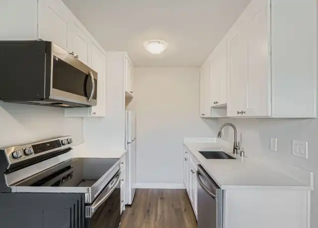 Property at 2324 Bonair Pl SW Unit 24, Seattle, WA, 98116, 0 beds, 1 bath, [object Object]