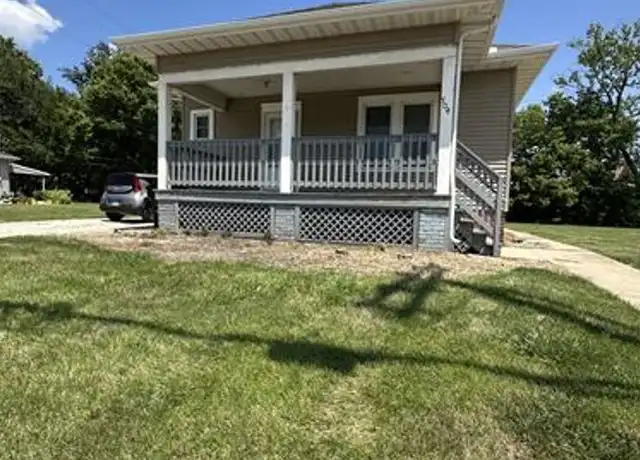 Property at 704 N Lincoln Ave, Urbana, IL, 61801, 2 beds, 1 bath, [object Object]