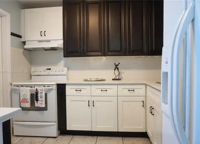 Property at 4140 NW 44th Ave #209, Lauderdale Lakes, FL, 33319, 1 bed, 1.5 baths, [object Object]